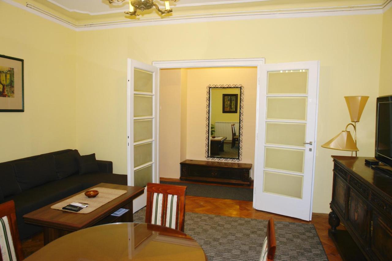 Apartment Tasmajdan Βελιγράδι Εξωτερικό φωτογραφία